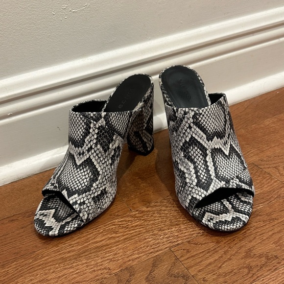 Vince Shoes - Vince | Snakeskin Vero Cuoio Leather Mules